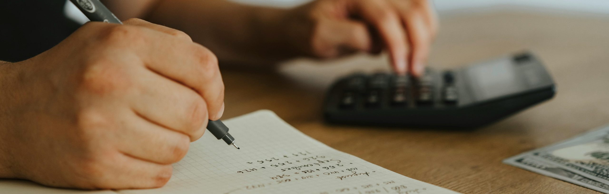 A linguagem silenciosa que sustenta os negócios