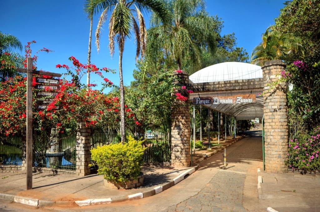 Parque Edmundo Zanoni recebe reforma